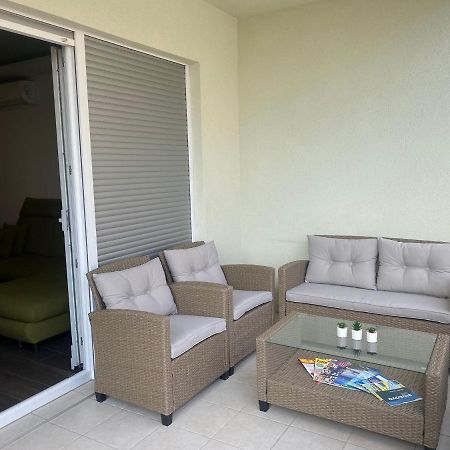 Modern New Apartment In Makarska Eksteriør billede