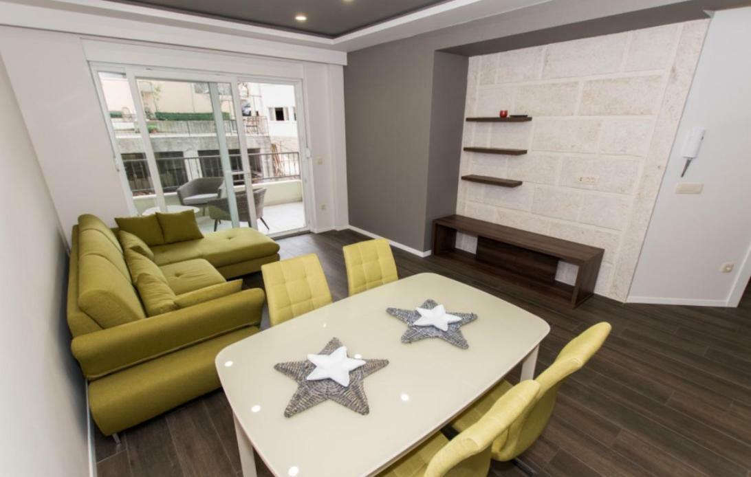 Modern New Apartment In Makarska Eksteriør billede